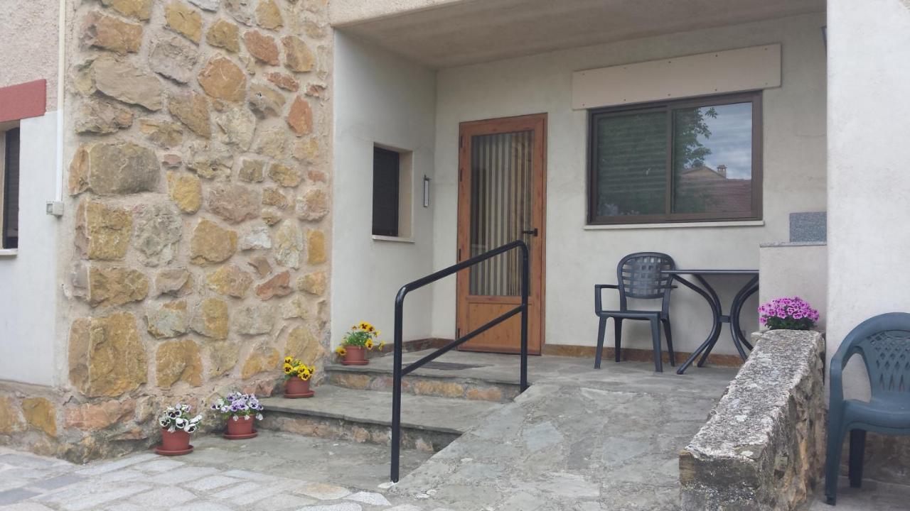 Casa Rural Las Tuyas En Segovia Palazuelos de Eresma Zewnętrze zdjęcie